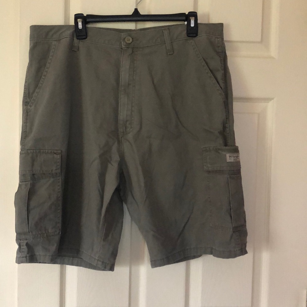 Wrangler, 38 Reg, Cargo shorts, olive gr/brown